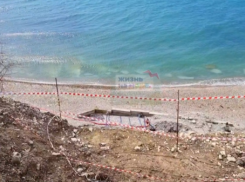 Доступа не будет до середины лета: подробности с пляжа «Факел» в Дивноморском
