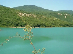 «Церковное озеро» готово обеспечить жителей Геленджика водой, но чиновники не идут на контакт