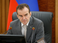 Губернатор Кубани хочет сохранить курортный сезон в Геленджике