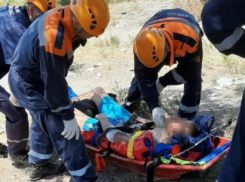 В Геленджике турист упал со склона по дороге к известной достопримечательности