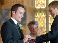 Извращение и блуд: «Блокнот» узнал позицию церкви по отношению к однополым бракам