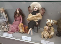 О создании кукол и о международной выставке в Геленджике рассказала художница из Эстонии 