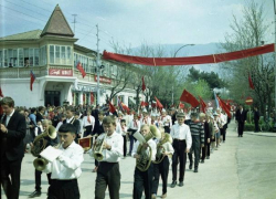 История Первомая: как в Геленджике и других городах Союза отмечали День Весны и Труда