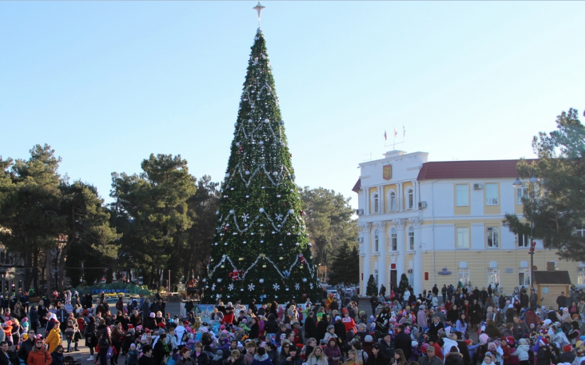 Более 20 тысяч туристов отметили новогодние праздники в Геленджике