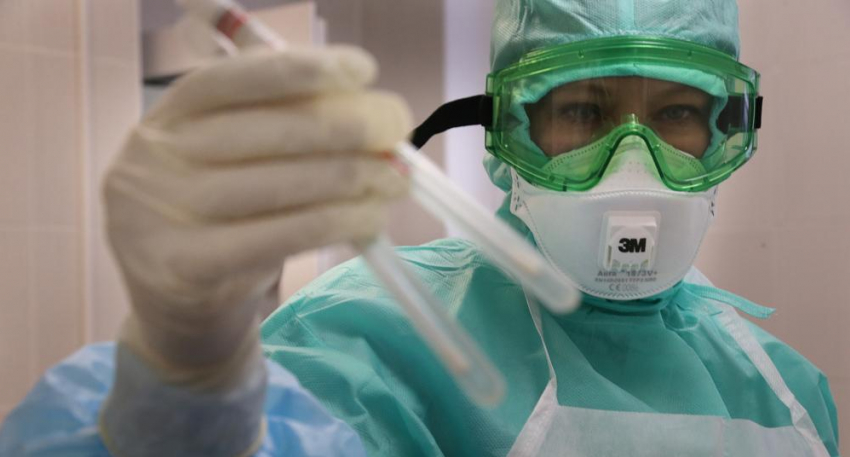В России такое впервые: как меняется число заболевших коронавирусом в стране и на Кубани