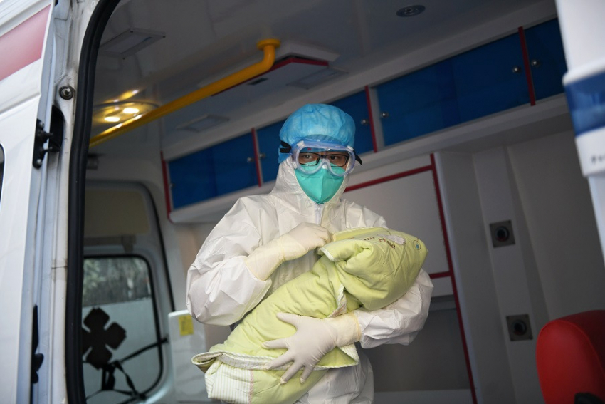 Десятимесячный малыш заболел коронавирусом на Кубани 
