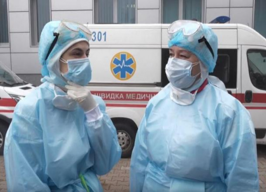 Почти тысяча новых больных: самое актуальное о коронавирусе в России и Краснодарском крае