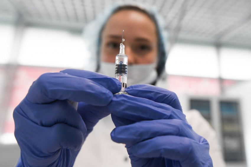 Вакцина от коронавируса станет доступна геленджичанам в течение года